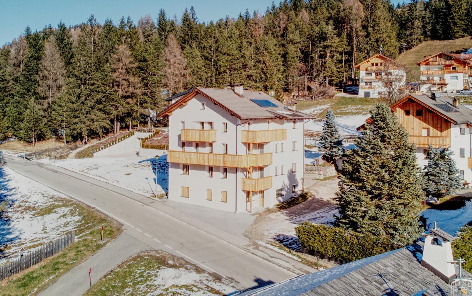 Villa Erica Бадия Екстериор снимка